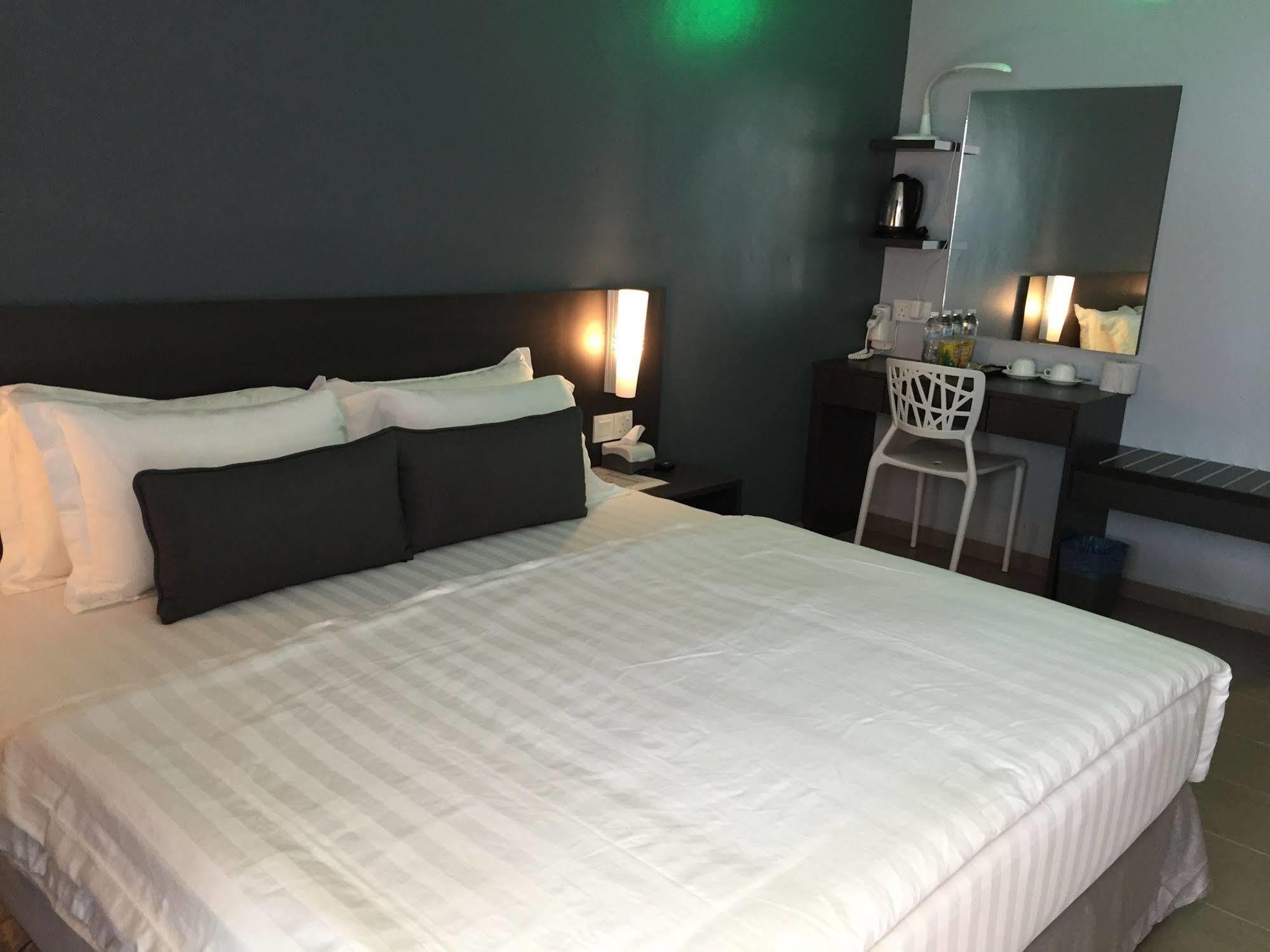 G Langkawi Motel Kuah Dış mekan fotoğraf