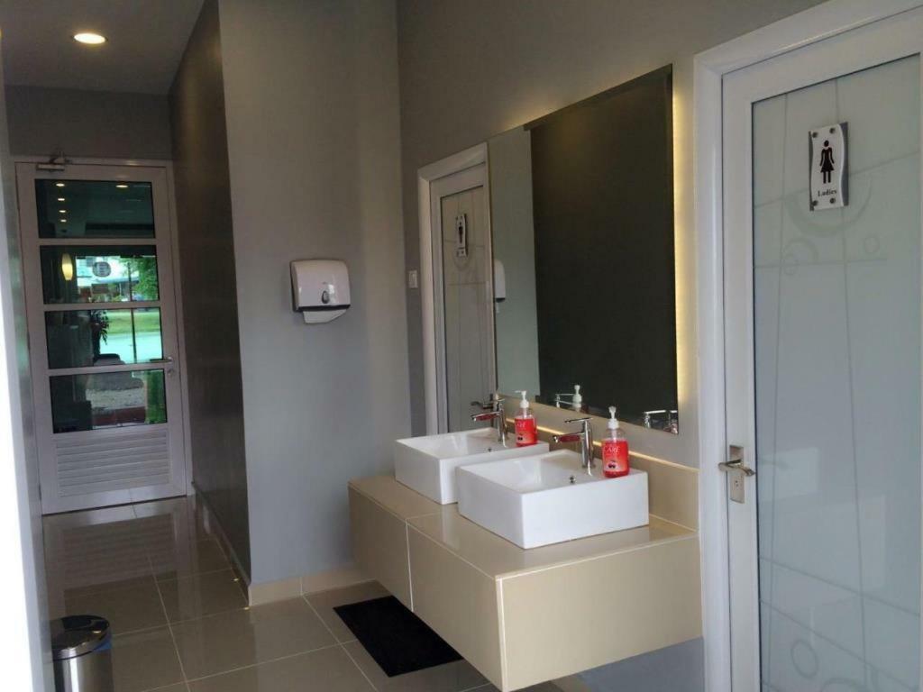 G Langkawi Motel Kuah Dış mekan fotoğraf